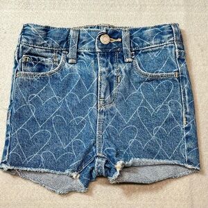 NWOT Old Navy Blue Denim Jeans shorts with white heart pattern-
size girls 2T